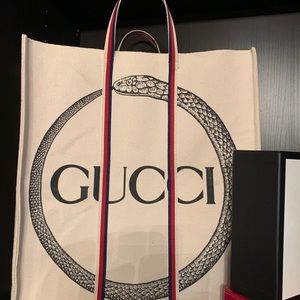 Gucci canvas tote. Authentic. Large.